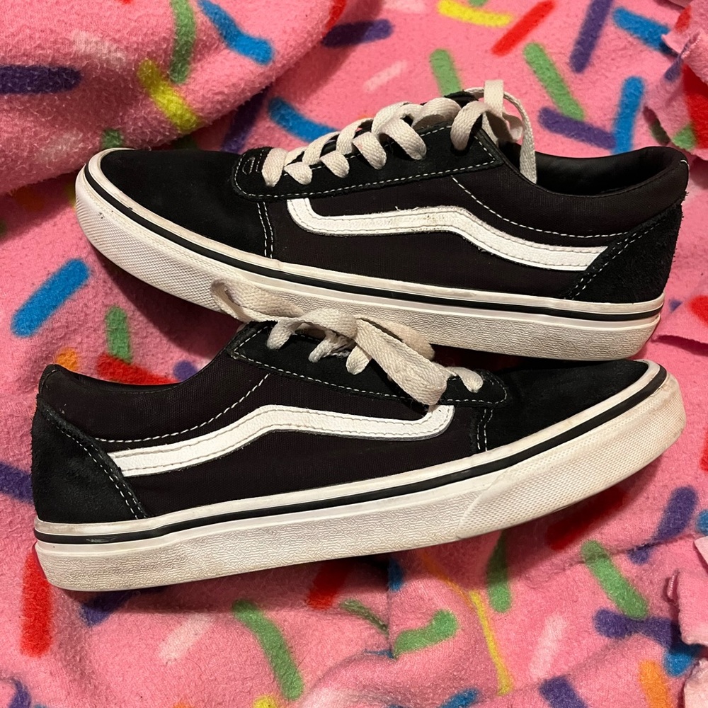 Vans old school size 5.5 youth